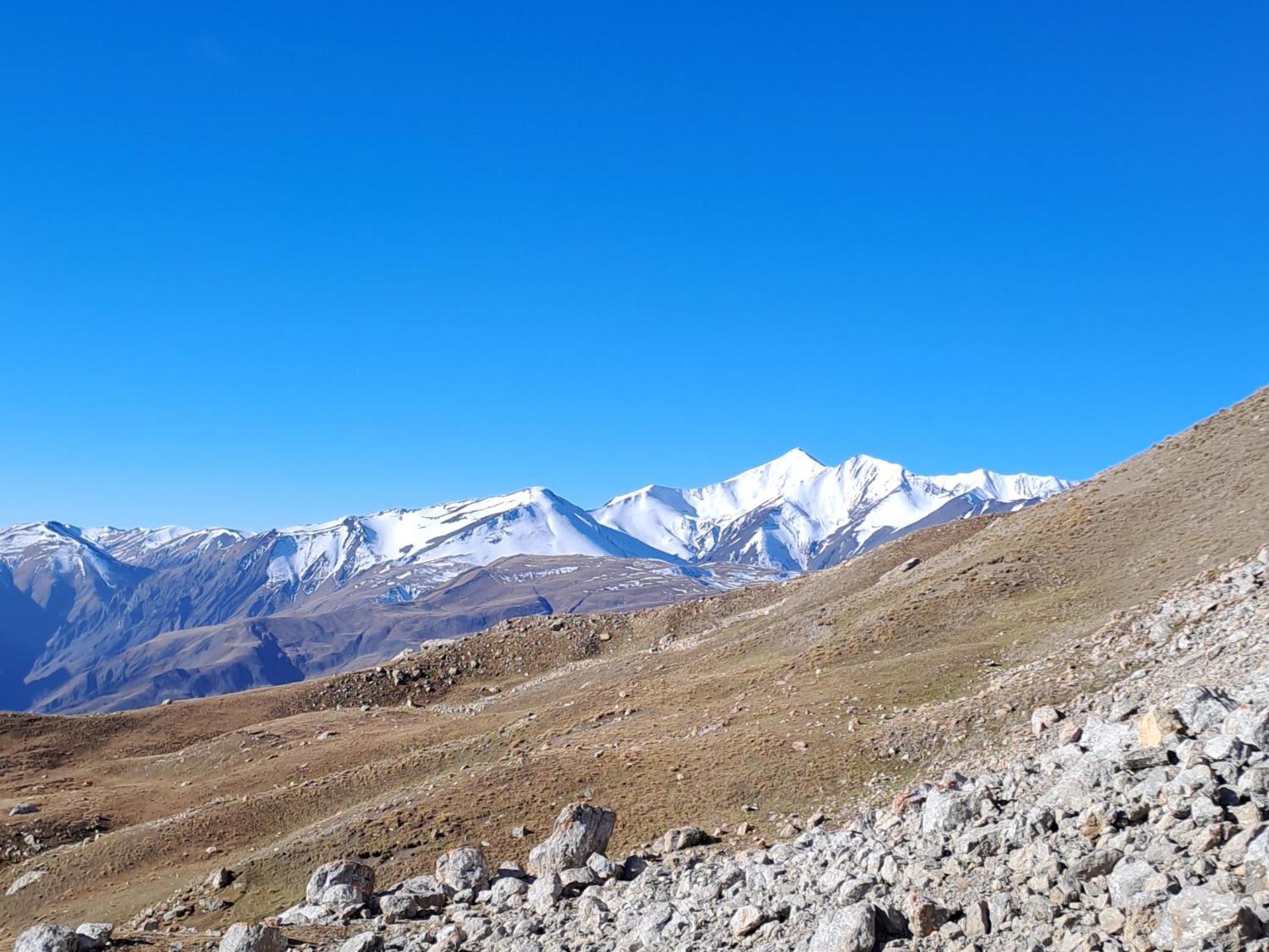 Xinaliq Khinalig Izzet'S Riverside Home Stay Экстерьер фото