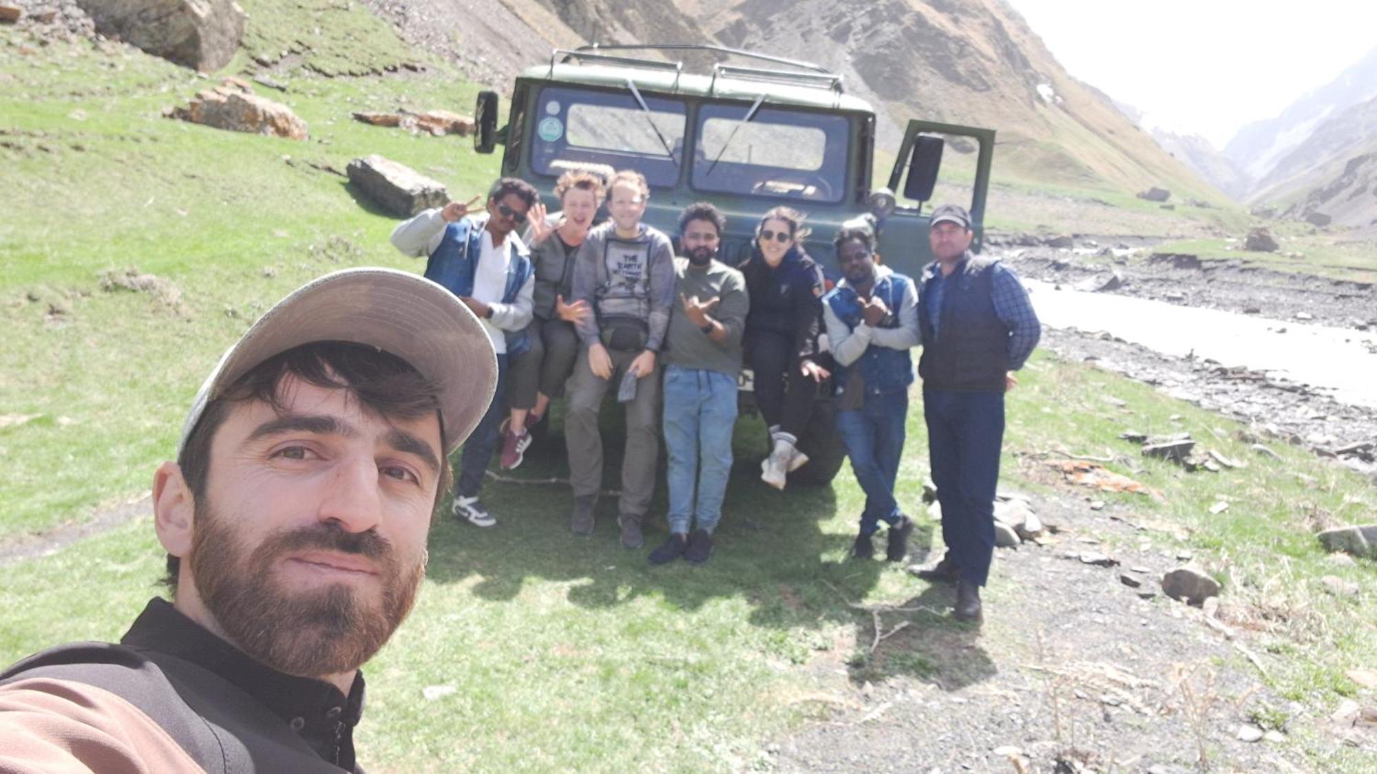 Xinaliq Khinalig Izzet'S Riverside Home Stay Экстерьер фото