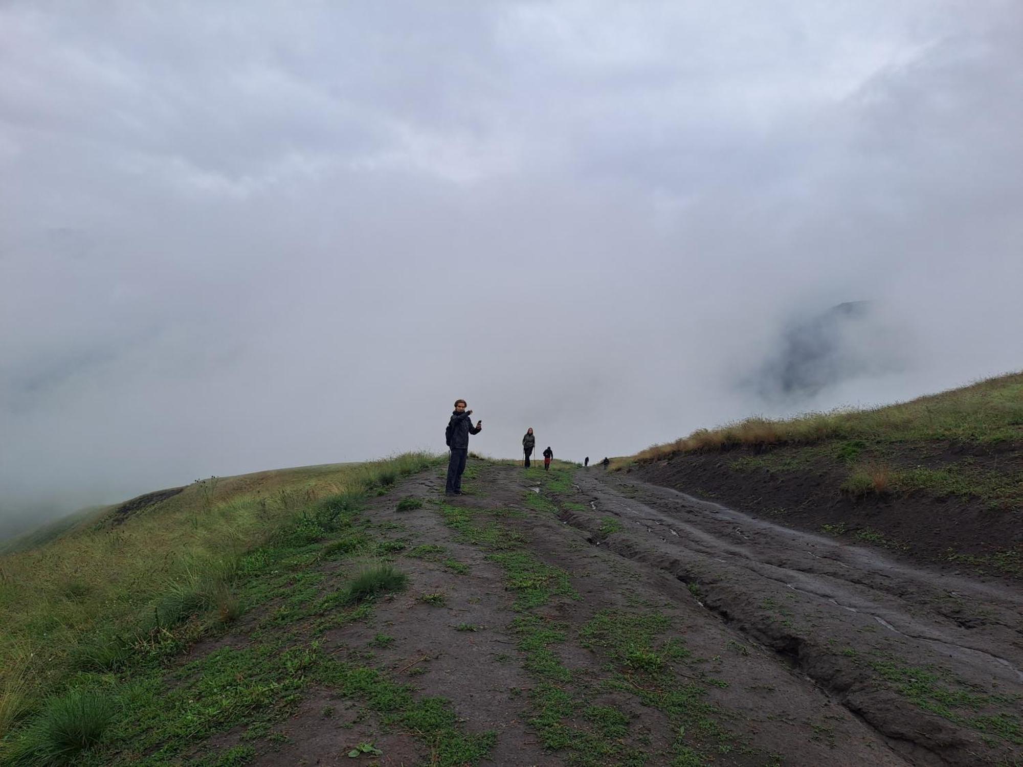 Xinaliq Khinalig Izzet'S Riverside Home Stay Экстерьер фото
